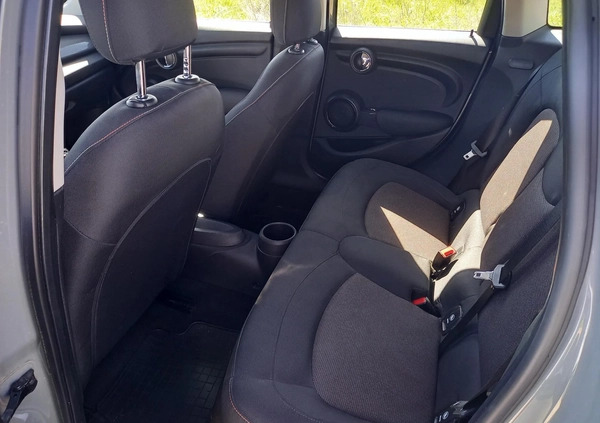 MINI Cooper cena 85000 przebieg: 46642, rok produkcji 2021 z Gdynia małe 154